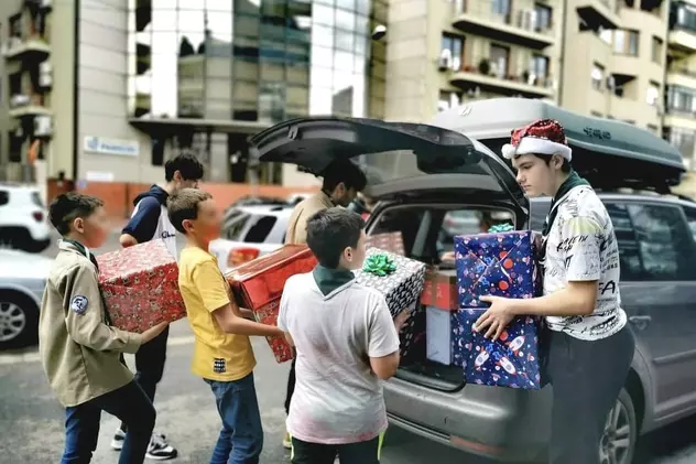 Ghete, șosete, cadouri și zâmbete pentru 650 de copii. „Magazinul faptelor bune” din Capitală, în slujba lui Moș Crăciun