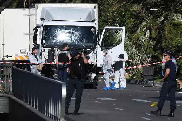 Pedepse de până la 15 ani de închisoare, cerute de procurorii francezi în procesul atentatului terorist de la Nisa