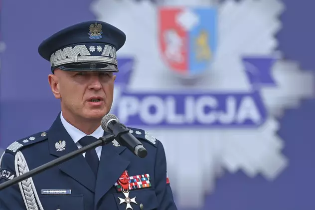 Șeful poliției din Polonia, anchetat după ce a declanșat un lansator de grenade în biroul său