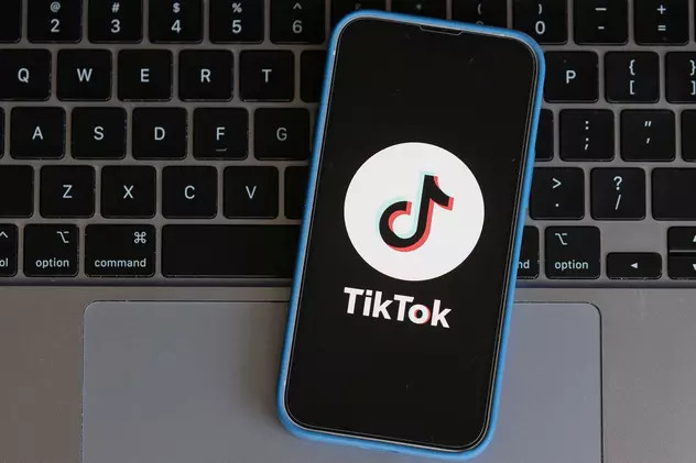 Statele Unite amenință că interzic TikTok, dacă patronii chinezi nu vând aplicația de social media
