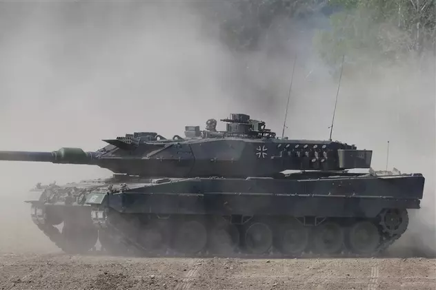 Tancurile Leopard vor ajunge în Ucraina în trei luni, estimează Germania. În total, Kievul va primi aproape 100 de astfel de tancuri