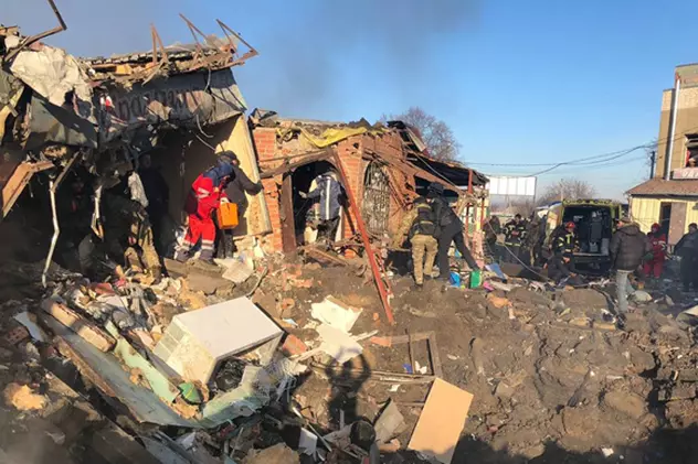 LIVETEXT Război în Ucraina, ziua 320 | Noi bombardamente în Donețk. Rușii susțin că au cucerit o localitate de lângă orașul Bahmut