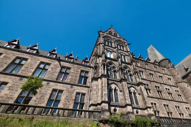 O universitate din Germania a exclus un student seropozitiv, în mijlocul studiilor: „Pericol prea mare”. Ce a decis instanța