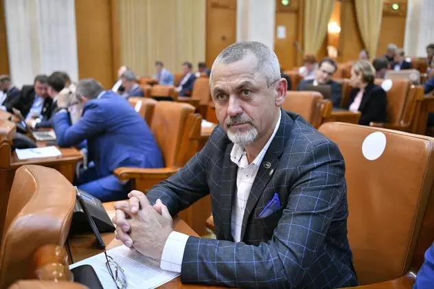 Premieră pe scena politică: AUR anunță că l-a exclus din partid pe Dumitru Focșa, deputatul care și-a agresat soția