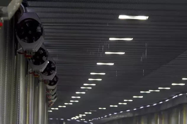Plouă în Pasajul Unirii din centrul Bucureștiului. Cum explică Primăria Sectorului 4