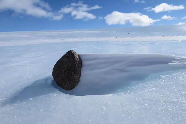 Unul dintre cei mai mari meteoriți, descoperit în Antarctica