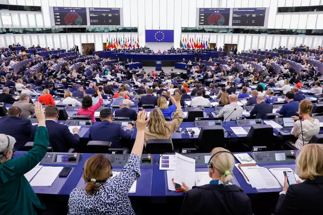 Un nou regulament european va obliga partidele să ofere informații despre materiale plătite în presă. PSD și PNL ascund datele