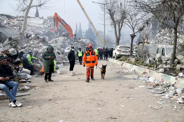 Peste 41.000 de morți, în Turcia și Siria, după cutremur. Tot mai puțini oameni sunt scoși în viață din ruine