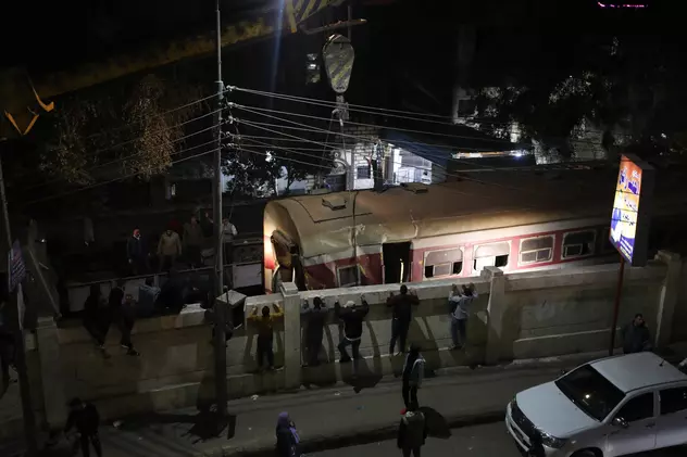 Accident feroviar în Egipt. Două persoane au murit și 16 au fost rănite, după ce un tren a deraiat la nord de Cairo