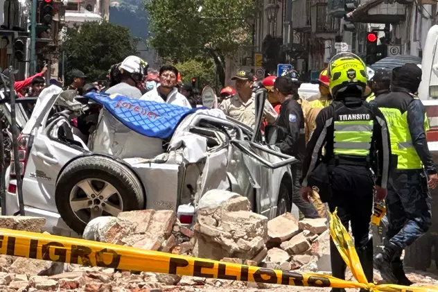 Cutremur puternic în Ecuador. Cel puţin 15 oameni au murit. Autoritățile se tem că sunt victime sub clădirile prăbușite