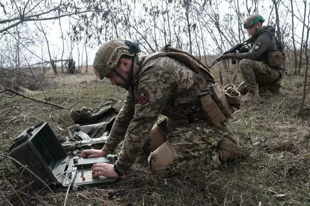 Armata ucraineană anunță că reușește să le trimită provizii și muniție apărătorilor de la Bahmut