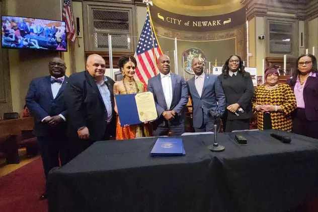 Primarul orașului american Newark a semnat un parteneriat cu o națiune care nu există: „Data viitoare, încercați Google”