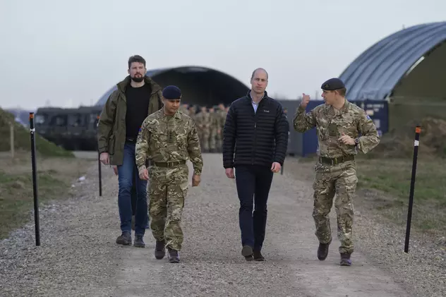 Prinţul William, vizită-surpriză în Polonia, pentru a mulțumi trupelor implicate în sprijinul acordat Ucrainei
