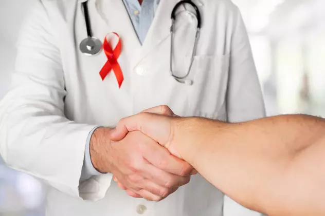 INTERVIU. Ce poți face după expunere, ca să nu te infectezi cu HIV. Există medicație preventivă