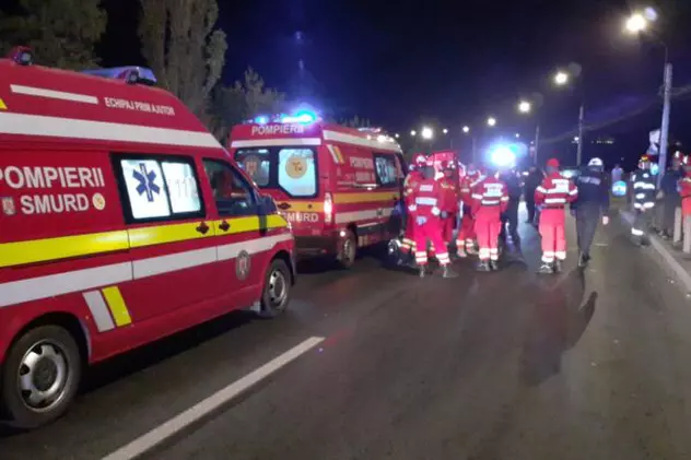  16 autoturisme și un microbuz, implicate în accidentul în lanț