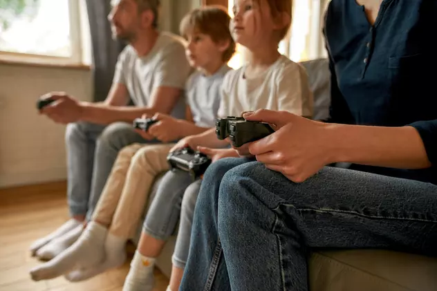 EXCLUSIV. Interviu cu directorul PlayStation pe Spania și Balcani: „Spre deosebire de alți gameri, românii joacă jocuri video ca o activitate cu familia și prietenii”