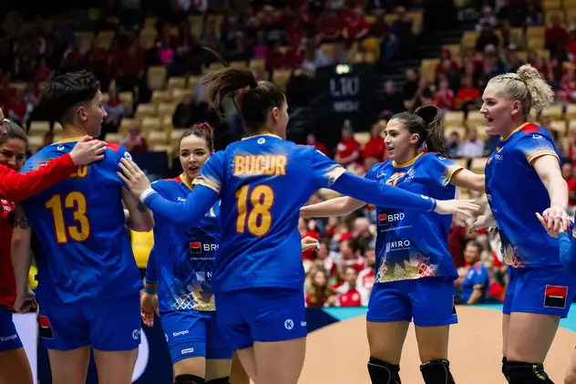 Naționala României de handbal feminin s-a calificat în grupele principale ale Campionatului Mondial, după ce a învins Serbia