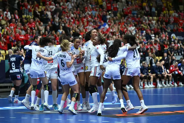 Franța este noua campioană mondială la handbal feminin, după ce a bătut în finală Norvegia, deținătoarea trofeului