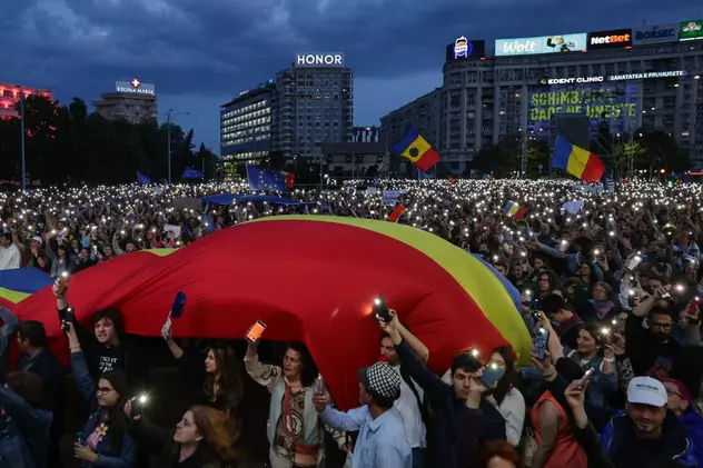 Noi contra voastră: Alegerile care împart românii în două tabere. „Celălalt să moară în chinuri, dacă se poate”