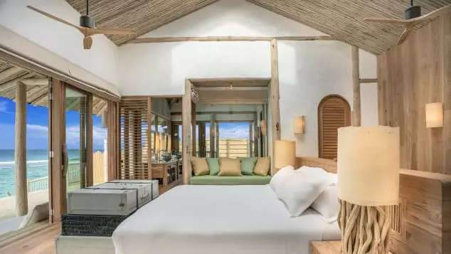 http___cdn.cnn.com_cnnnext_dam_assets_200925004440-03-maldives-soneva-overwater-villas