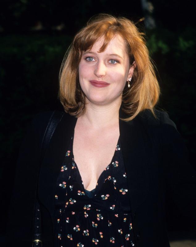 gillian-anderson-1994.JPG