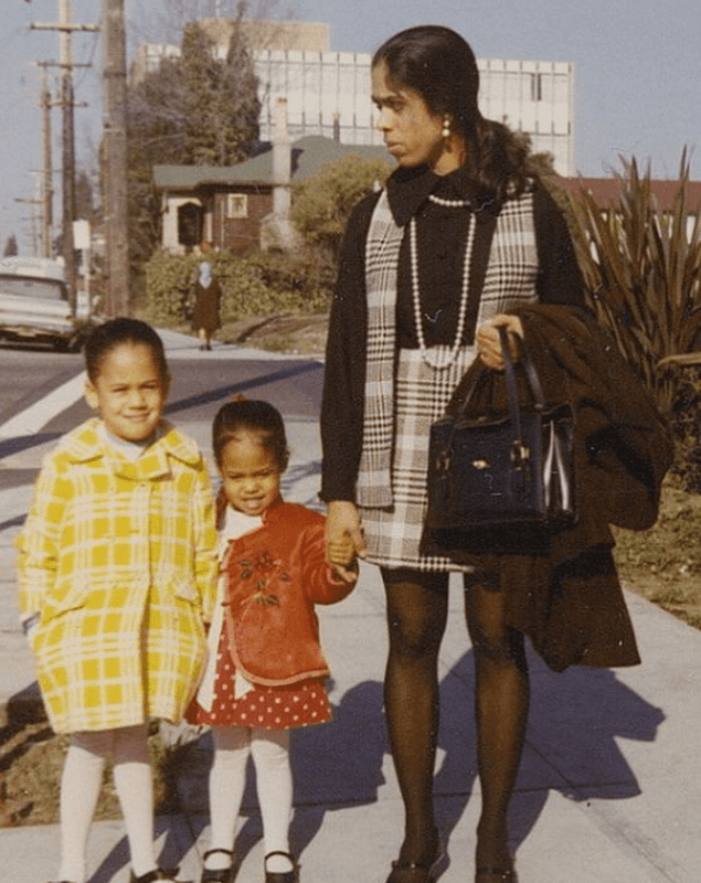 Kamala Harris, sora sa, Maya și mama lor, Shyamala Gopalan Harris