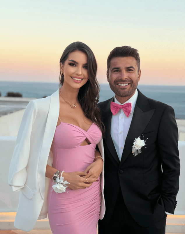 Sandra si Adrian Mutu in Capri