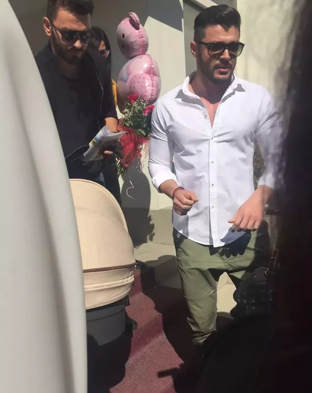 Imaginea cu Bianca Drăgușanu și Victor care i-a cucerit pe fani