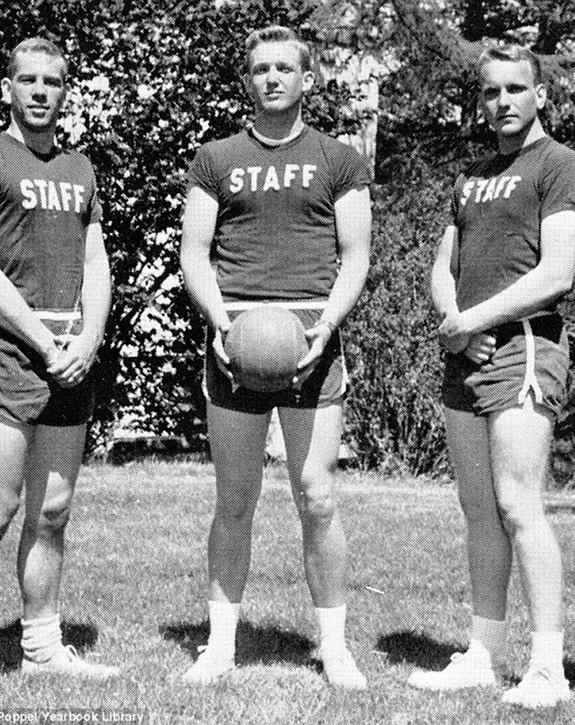 Donald Trump (centru) a jucat și baschet