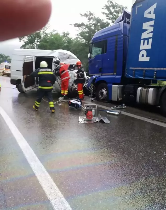 accident pe Valea Oltului (1)_gazetavalceana.ro