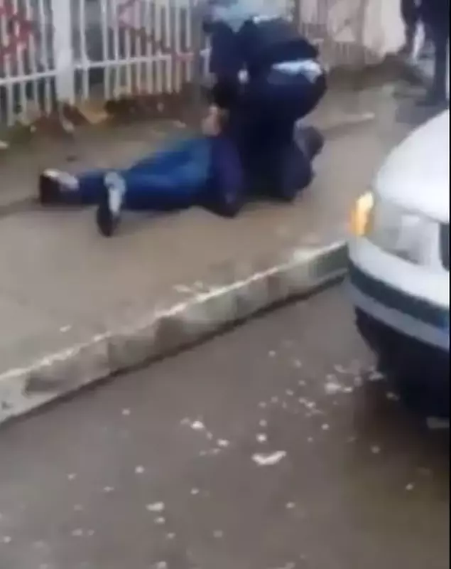 Polițist agresat de localnici în Tulcea (1)