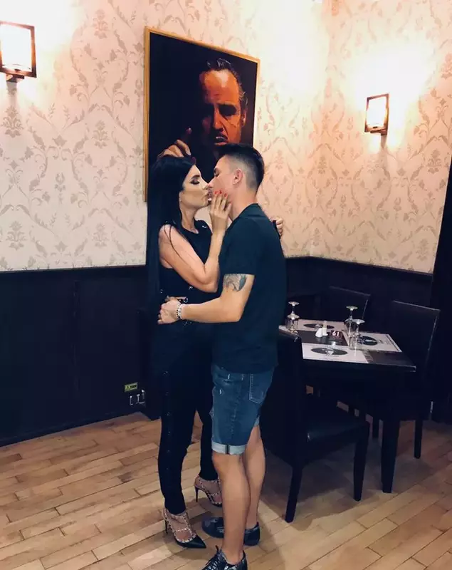 32222390_1740969232626609_7753481675220189184_n