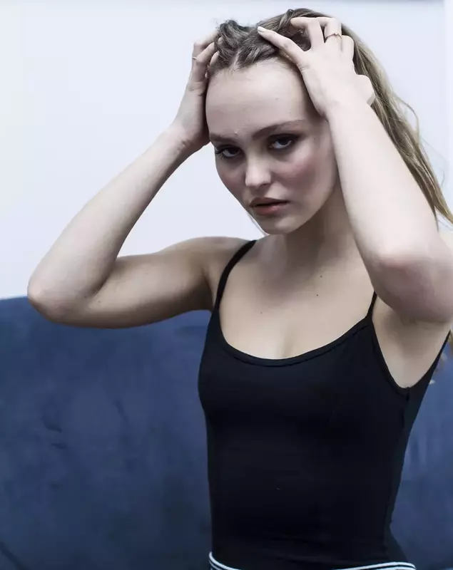 lily-rose-depp (2)