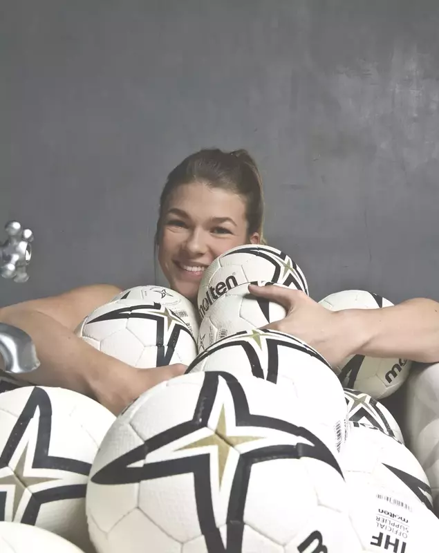 Portarul Olandei, Wester Tess, 25 de ani