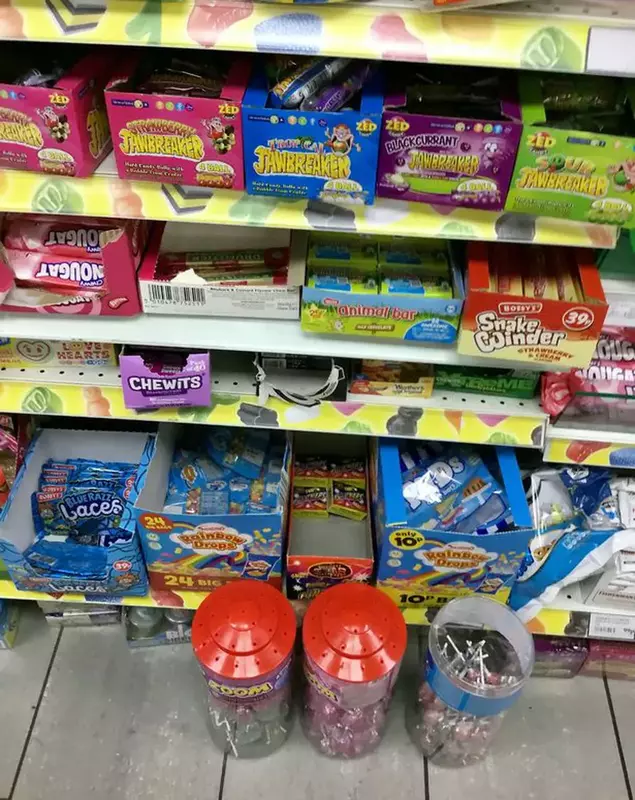 0_SWNS_FUNSNAPS_BOOTHROYD_06