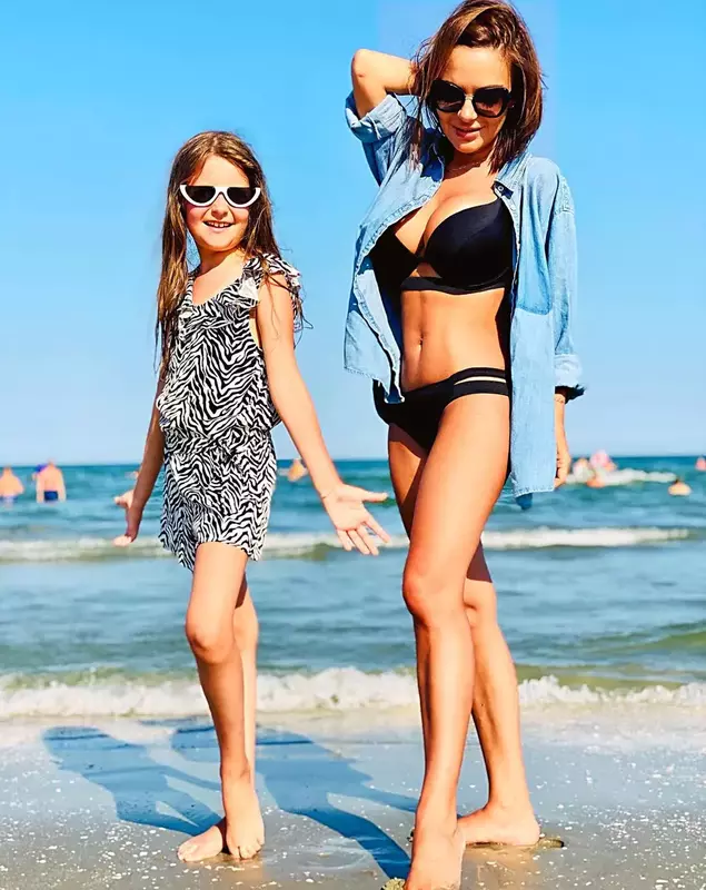 andreea antonescu si fiica sa 5