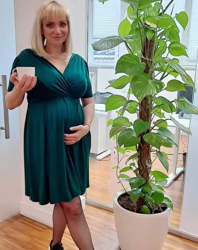 cristina cioran insarcinata 3