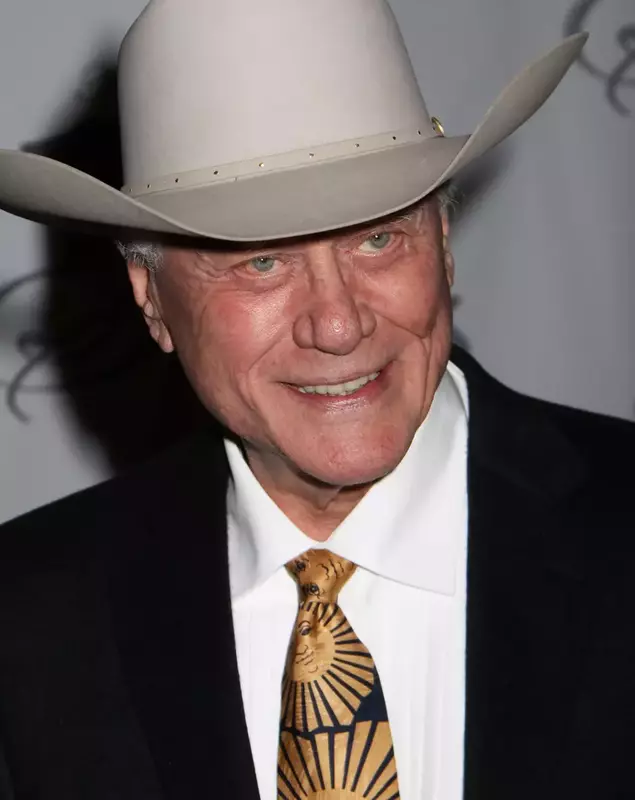 larry hagman a murit in 2012 (2)