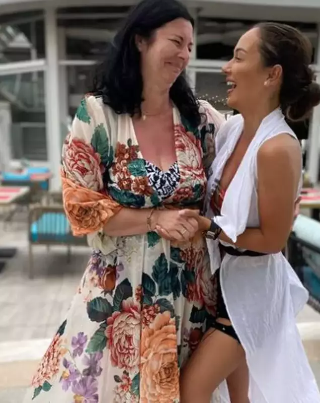 vladuta-lupau-si-soacra-1