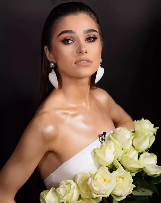 theo-rose-superstar-romania-8