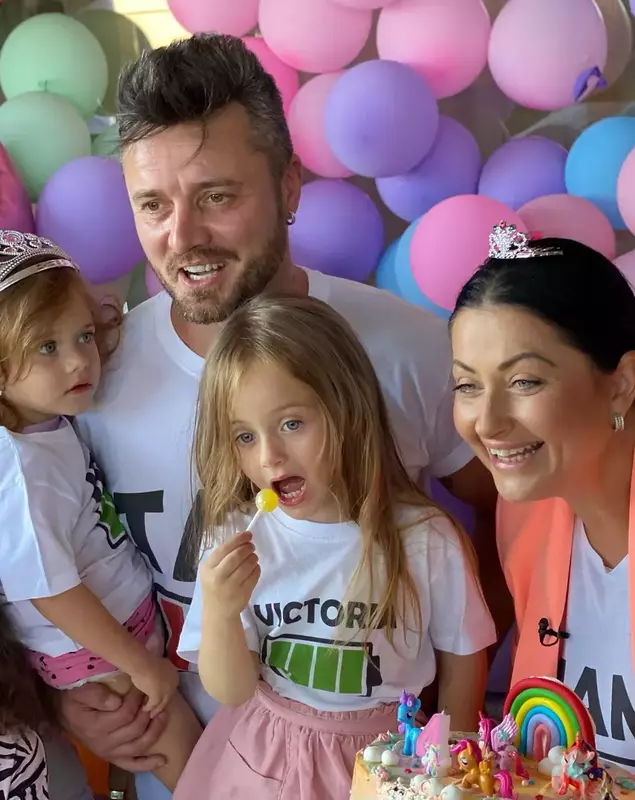 2459078654294419085278047502438495775338523n