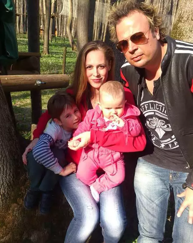 familia-dan-helciug-1