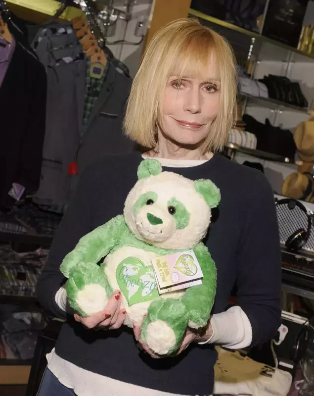 Sally Kellerman a murit