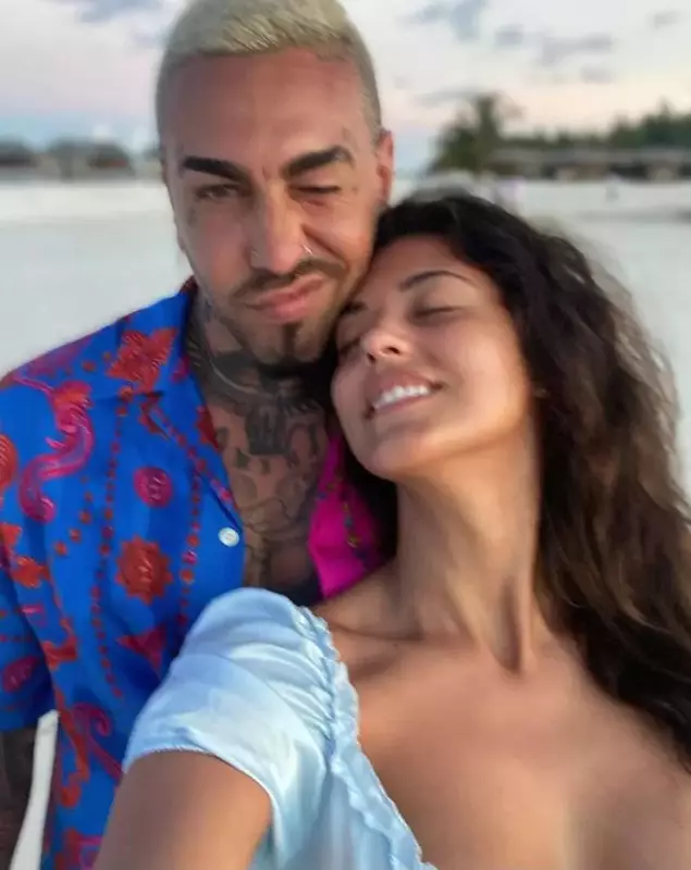 2440164244001559448097832766948458851856474n