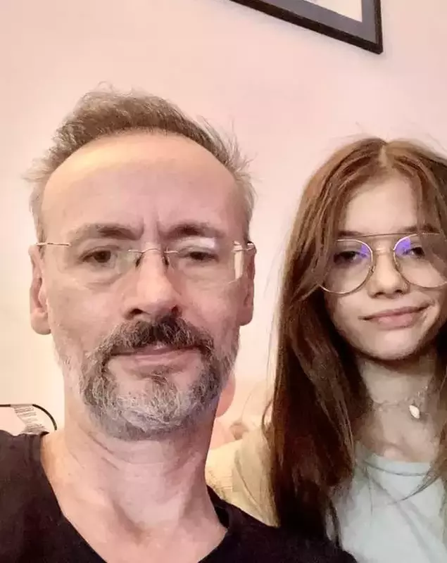 fiica-iulia-albu-si-mihai-albu-12-ani-3