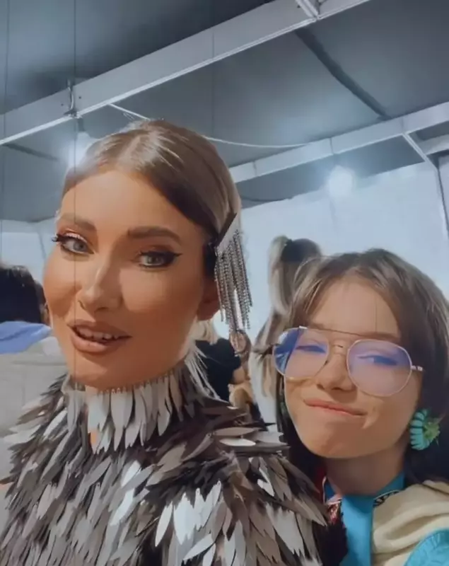 iulia-albu-si-fiica-mikaela-la-antena-2