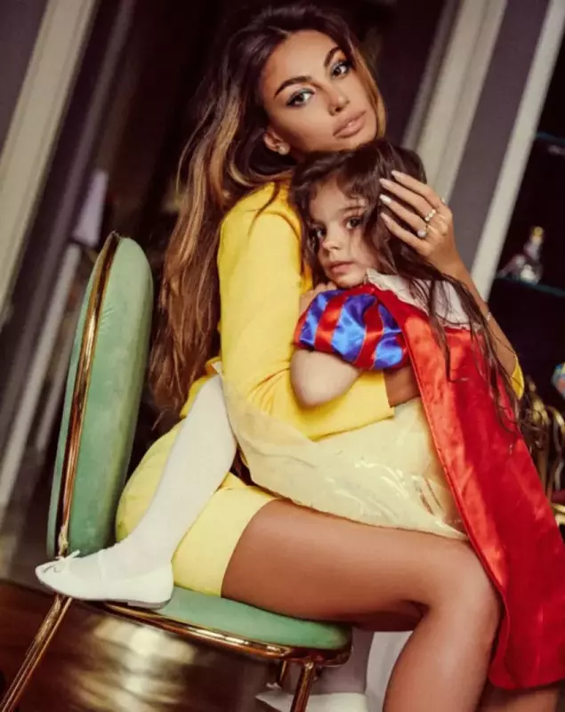 madalina-ghenea-pensie-alimentara-matei-stratan-2
