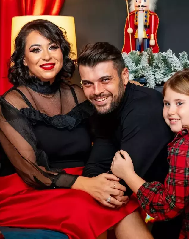 oana-roman-si-familia-sa-1