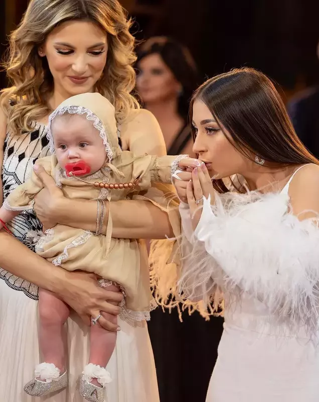 nicole-cherry-botez-fetita-15