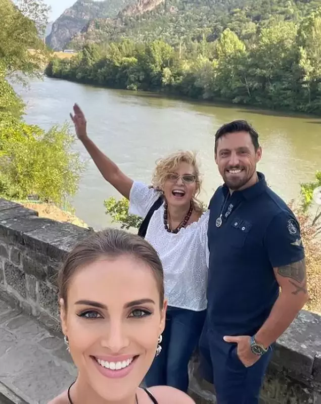 daniel-pavel-vacanta-cu-fosta-sotie